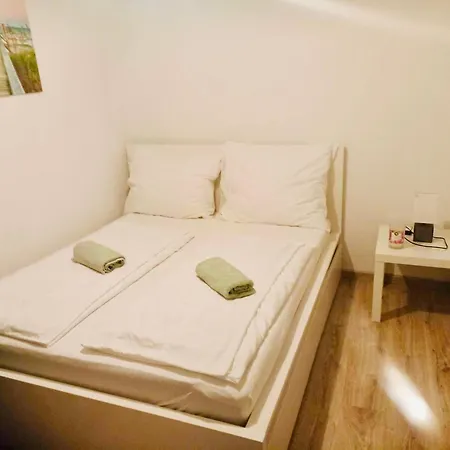 Bene Vendeghaz Szigliget